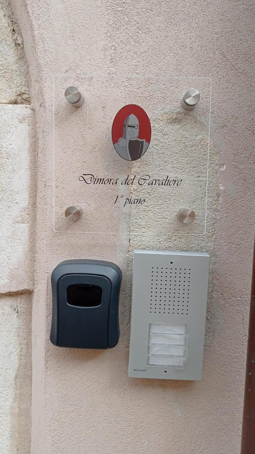 Dimora Del Cavaliere Daire LʼAquila Dış mekan fotoğraf